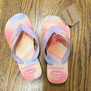 Havaianas Pastel Swirl Flip Flops